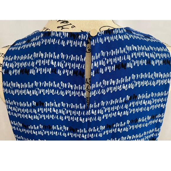 The Limited Collection Round Collar Printed Back Pleat Blue Sleeveless Blouse XS - Picture 8 of 12